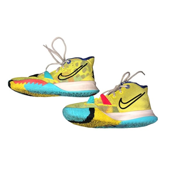 Nike Kyrie 7 Sneakers Youth 4Y Used 1 World 1 People CT4080-700 Some Wear - Picture 7 of 16